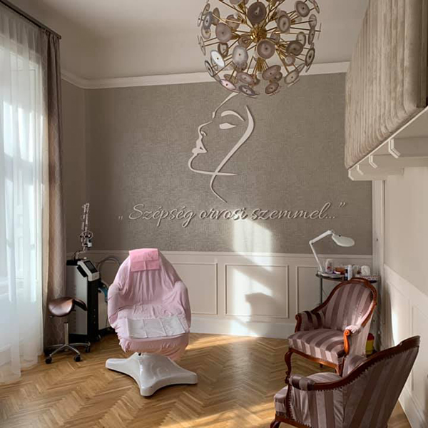 IdealMed HŰSÉGKÁRTYA szépségszalonunkba